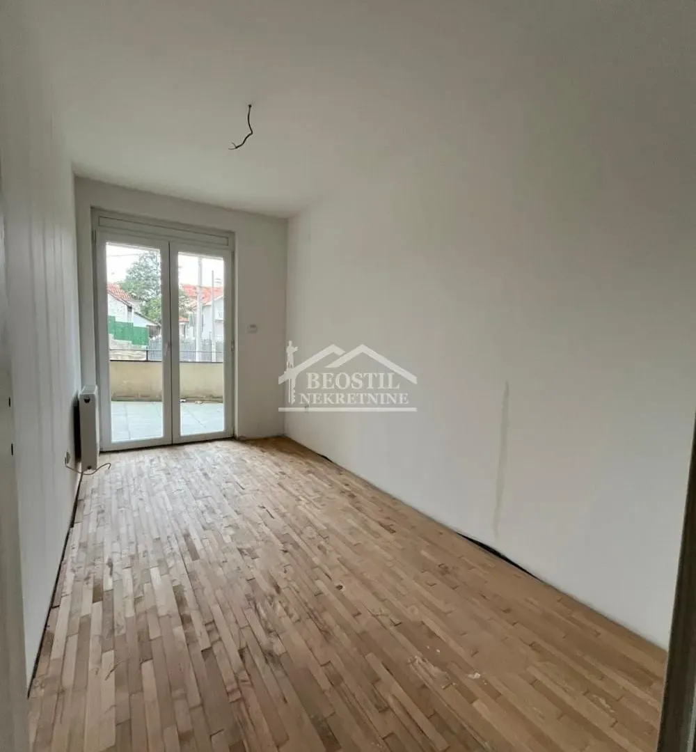Prodaja, trosoban stan, 117m², Centar, Smederevo