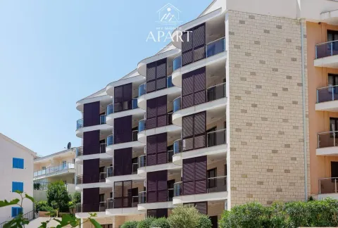 Rent, three bedroom apartment, 107m², Bečići, Budva - image 10