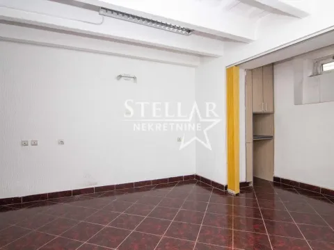 Rent, office space, 17m², Centar, Podgorica - image 7