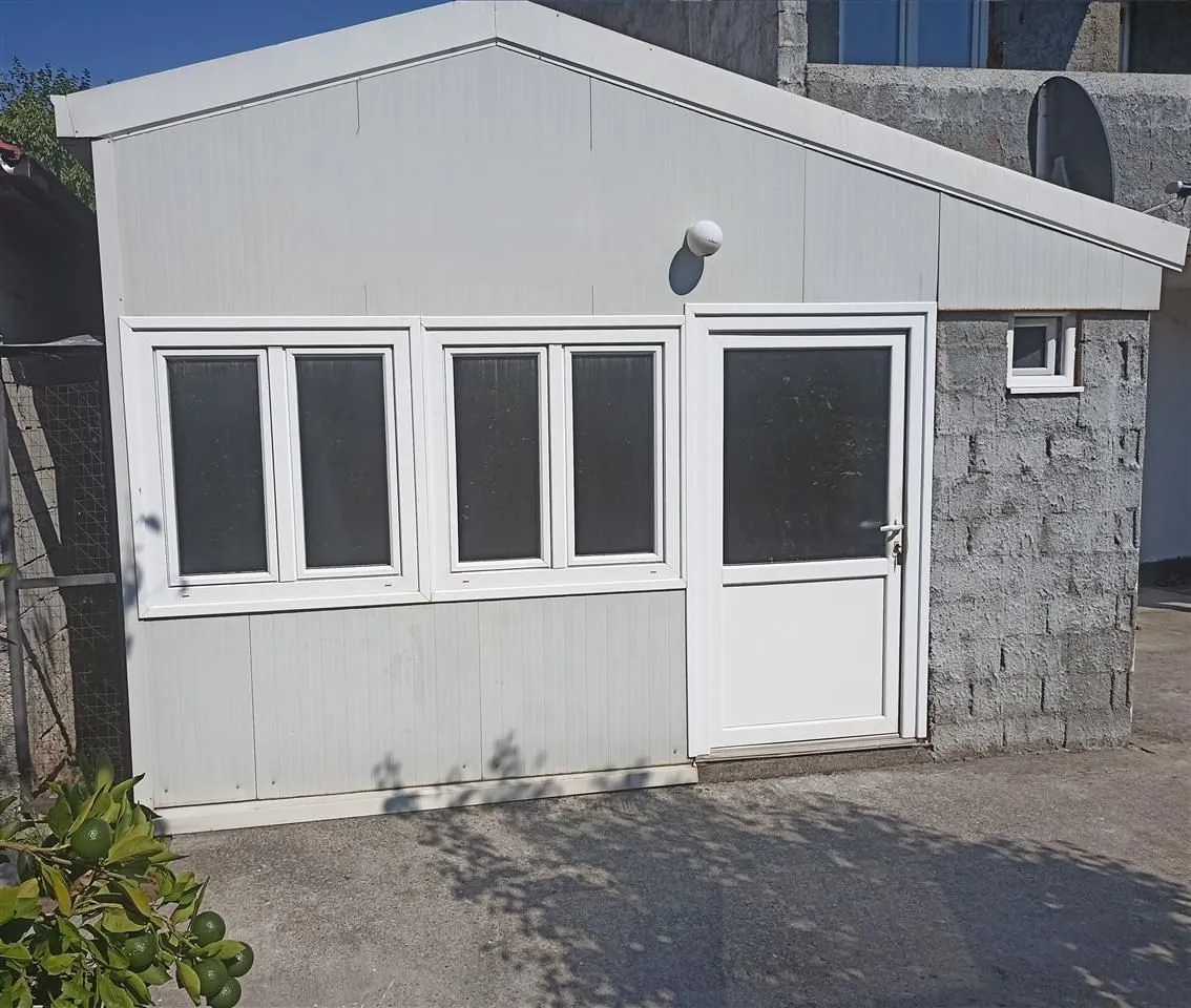 Rent, office space, 50m², 1 maj, Podgorica