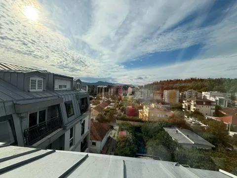 Prodaja, četvorosoban stan, 136m², Zabjelo, Podgorica - image 1