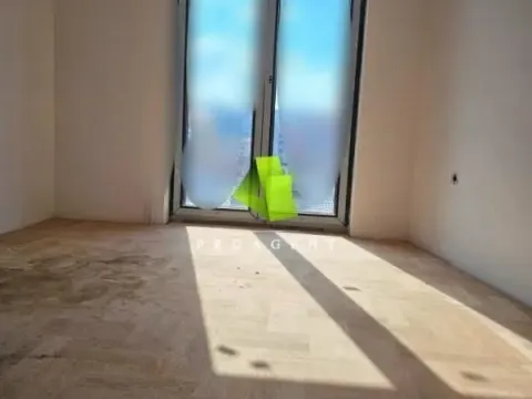 Prodaja, trosoban stan, 75m², Medijana, Niš - image 12