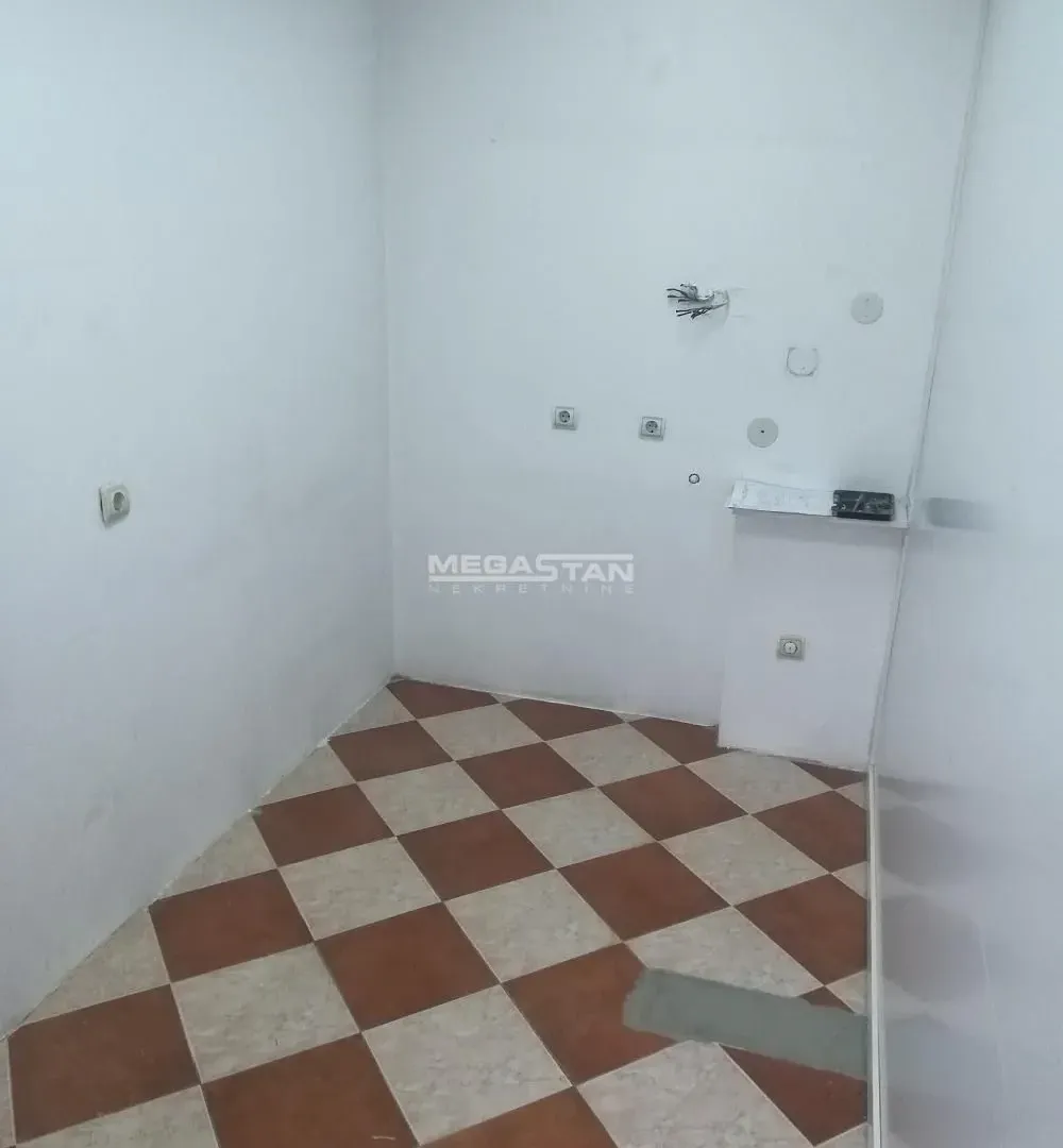 Rent, office space, 131m², Zemun Centar, Zemun Sve Podlokacije