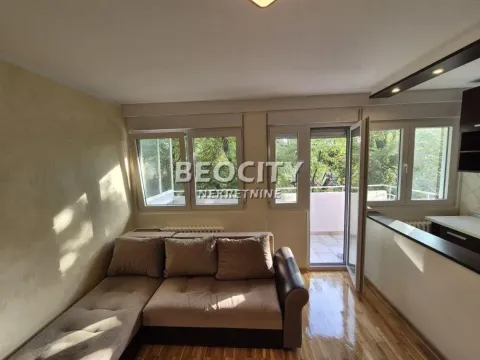 Izdavanje, dvosoban stan, 45m², Stari Merkator, Novi Beograd Sve Podlokacije - image 2