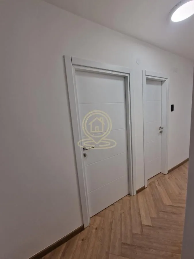Prodaja, trosoban stan, 73m², Bulevar Oslobodjenja, Novi Sad Sve Podlokacije