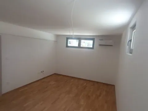 Sale, one bedroom apartment, 40m², Zabjelo, Podgorica - image 8