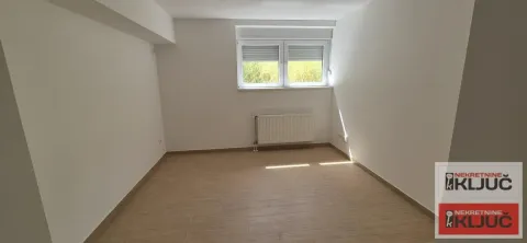 Prodaja, garsonjera, 23m², Lipov gaj, Novi Sad Sve Podlokacije - image 3