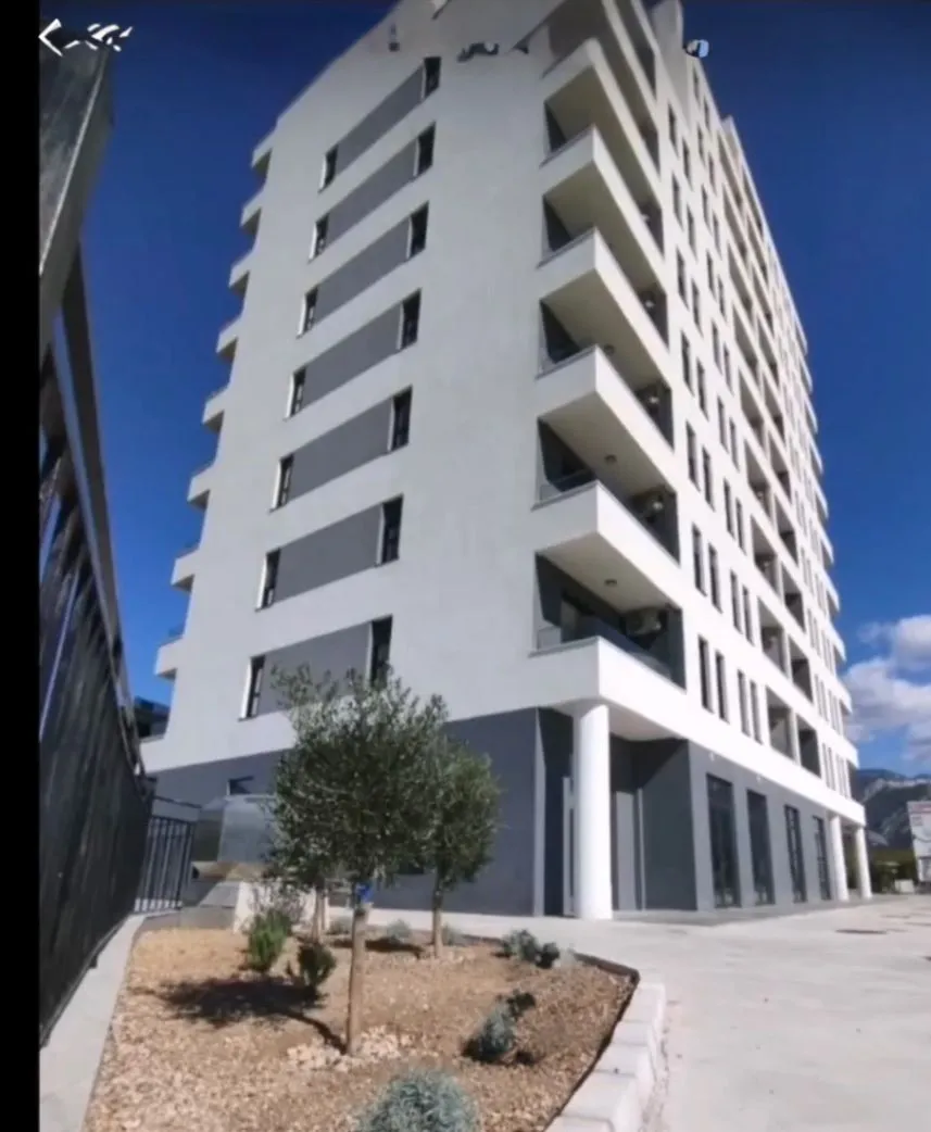 Prodaja, jednosoban stan, 43m², Centar, Bar