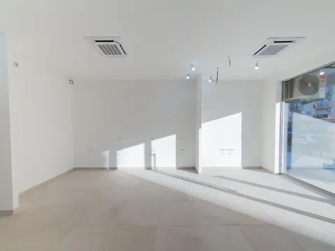 Sale, office space, 46m², Zabjelo, Podgorica - image 8