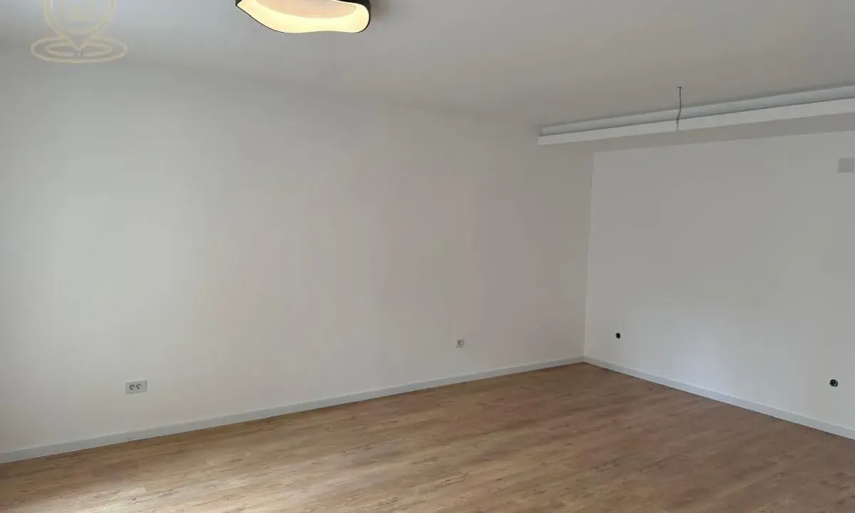 Prodaja, dvosoban stan, 55m², Karaburma, Palilula Sve Podlokacije