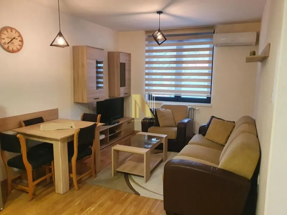 Rent, one bedroom apartment, 40m², Socijalno, Novi Sad Sve Podlokacije