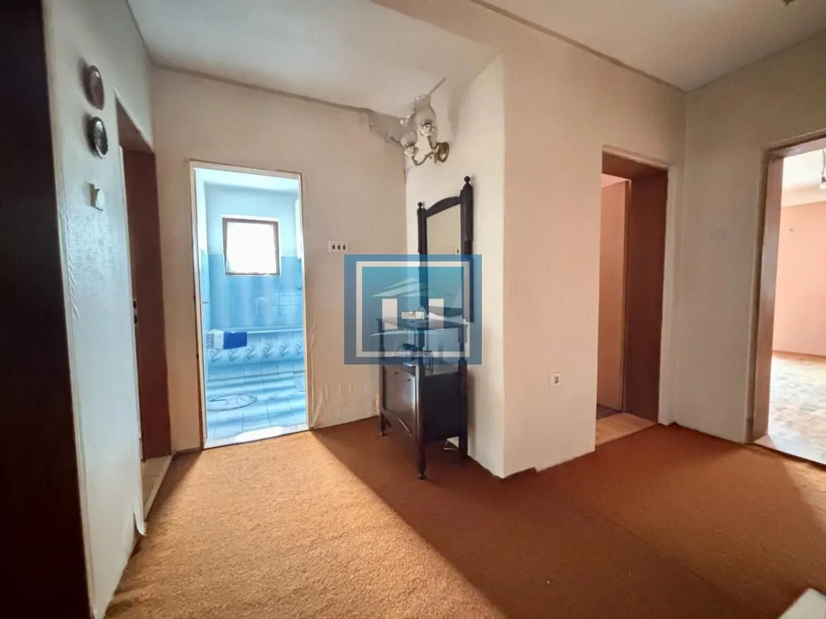 Prodaja, kuća, 300m², Budžino brdo, Jagodina