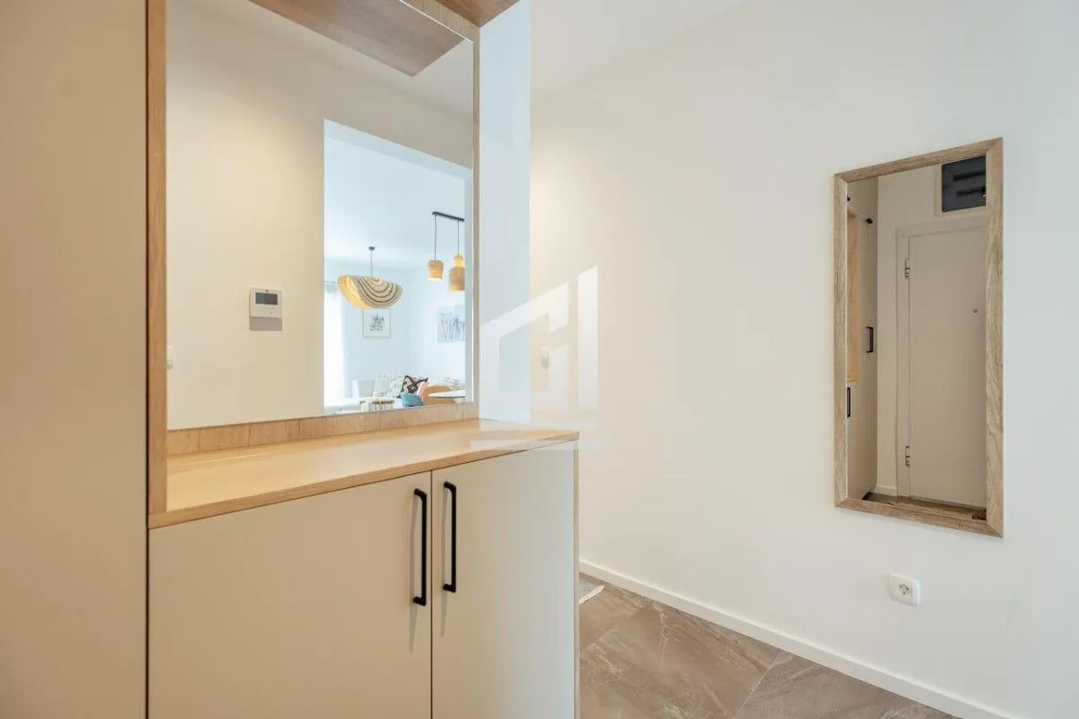 Prodaja, dvosoban stan, 72m², Donja Lastva, Tivat