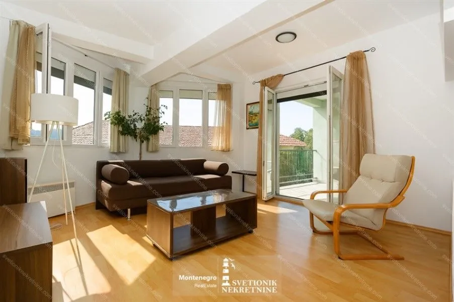 Prodaja, dvosoban stan, 71m², Igalo, Herceg Novi