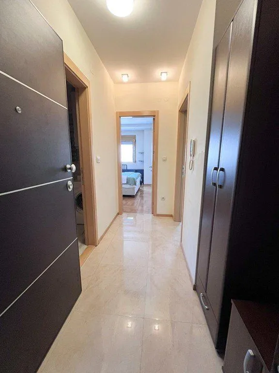 Izdavanje, jednosoban stan, 51m², Momišići, Podgorica