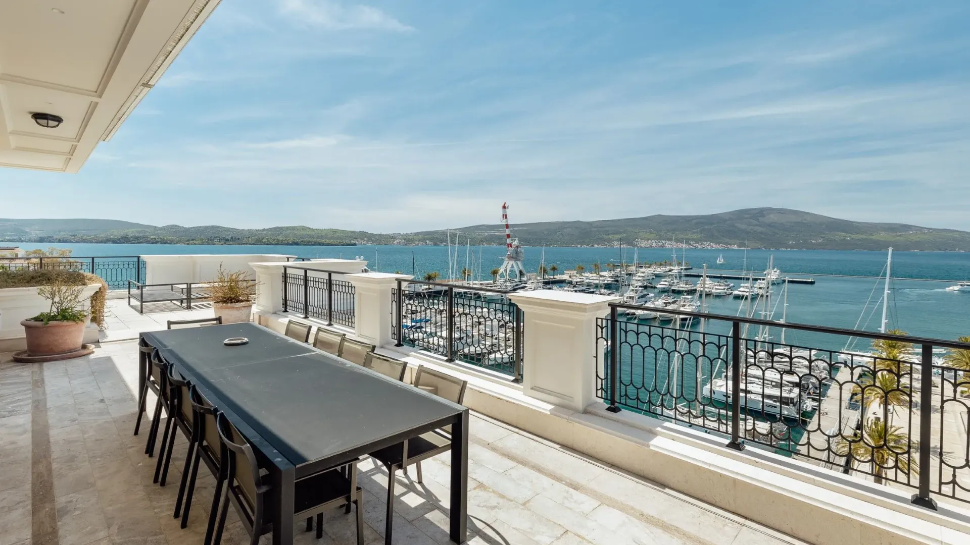 Prodaja, četvorosoban stan, 620m², Porto Montenegro, Tivat