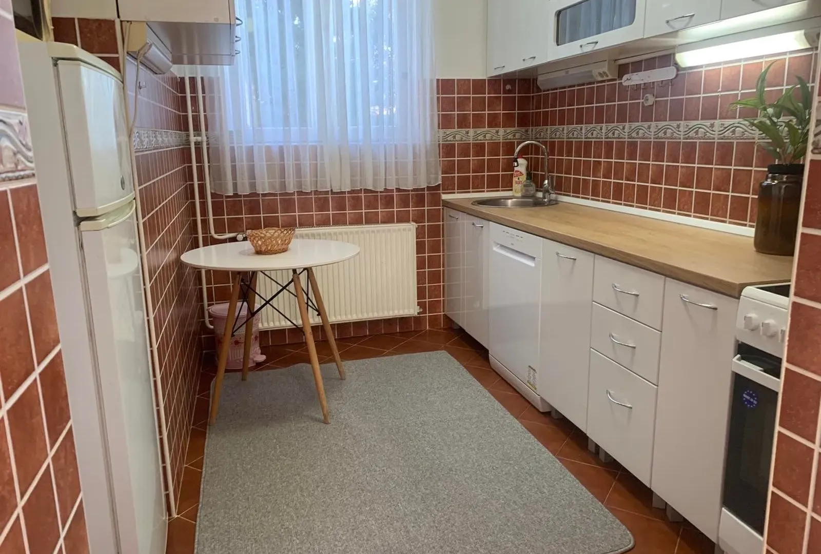 Rent, house, 250m², Zagorič, Podgorica