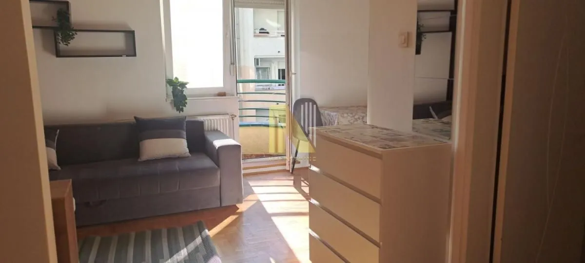 Izdavanje, garsonjera, 37m², Liman 1, Novi Sad Sve Podlokacije