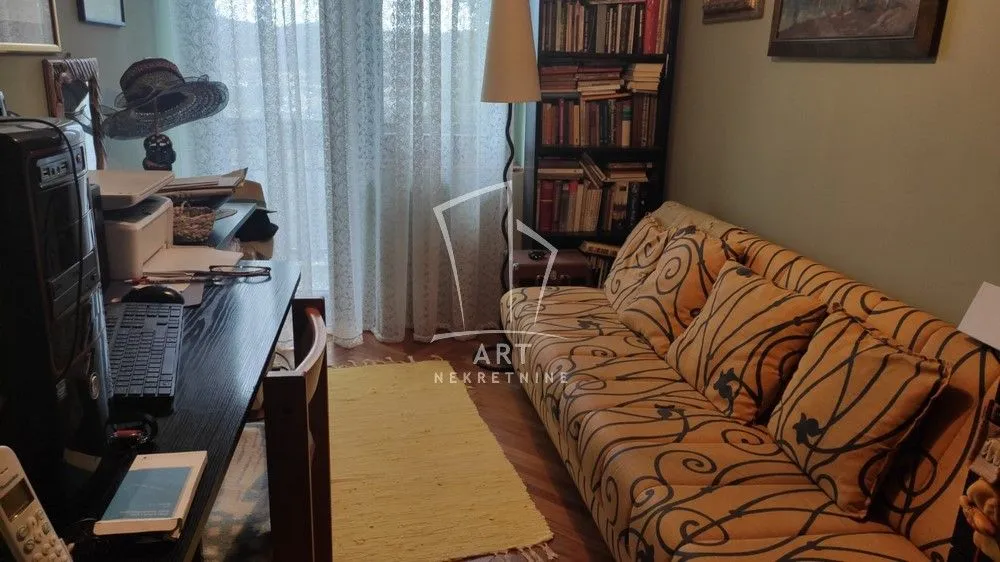 Sale, house, 236m², Voždovac Sve Podlokacije, Beograd