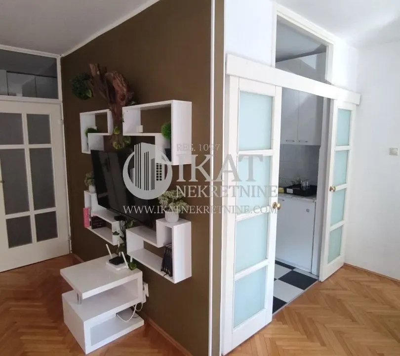 Izdavanje, dvosoban stan, 62m², Tašmajdan, Palilula Sve Podlokacije