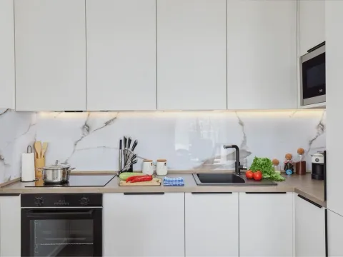 Izdavanje, dvosoban stan, 70m², Tivat, Crna Gora - image 4