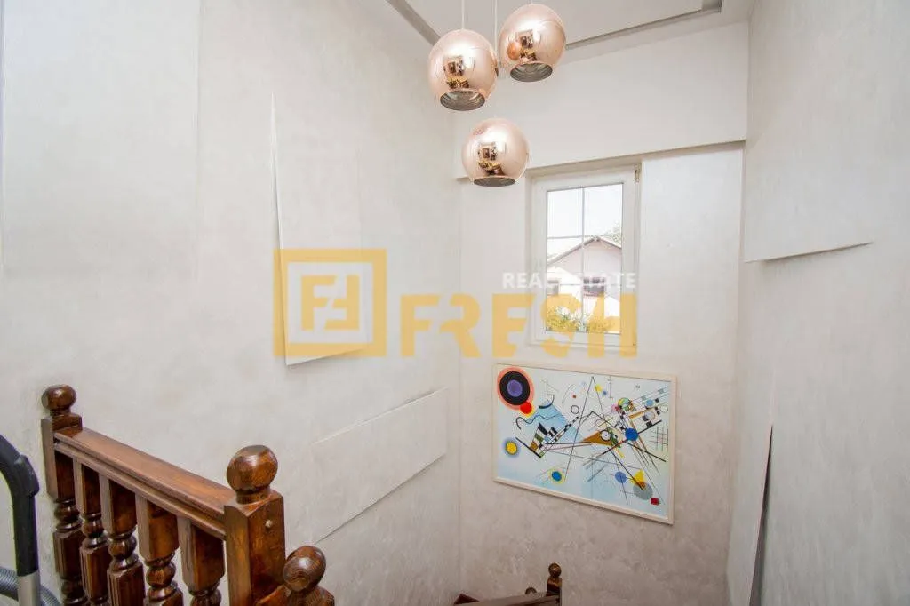 Rent, house, 320m², Gornja Gorica, Podgorica