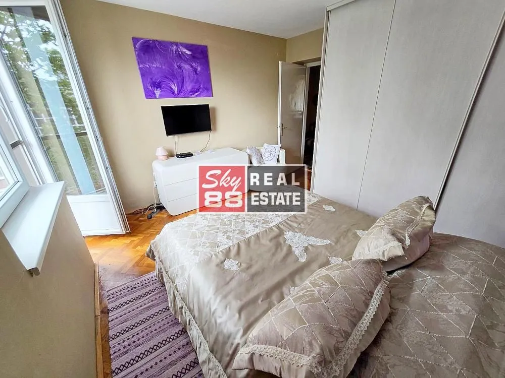 Sale, three bedroom apartment, 100m², Vračar Sve Podlokacije, Beograd