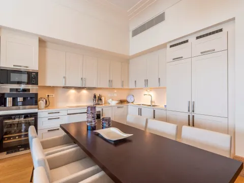 Sale, four bedroom apartment, 278m², Porto Montenegro, Tivat - image 12