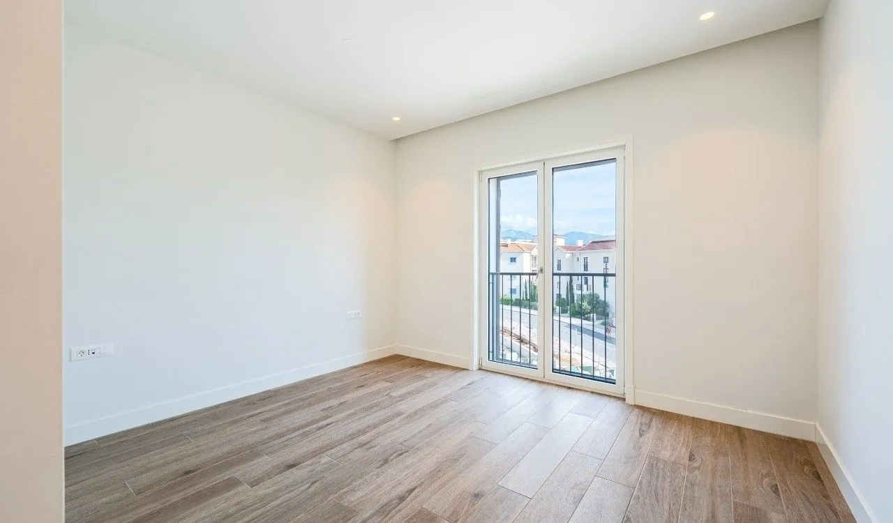 Prodaja, dvosoban stan, 94m², Luštica Bay, Tivat