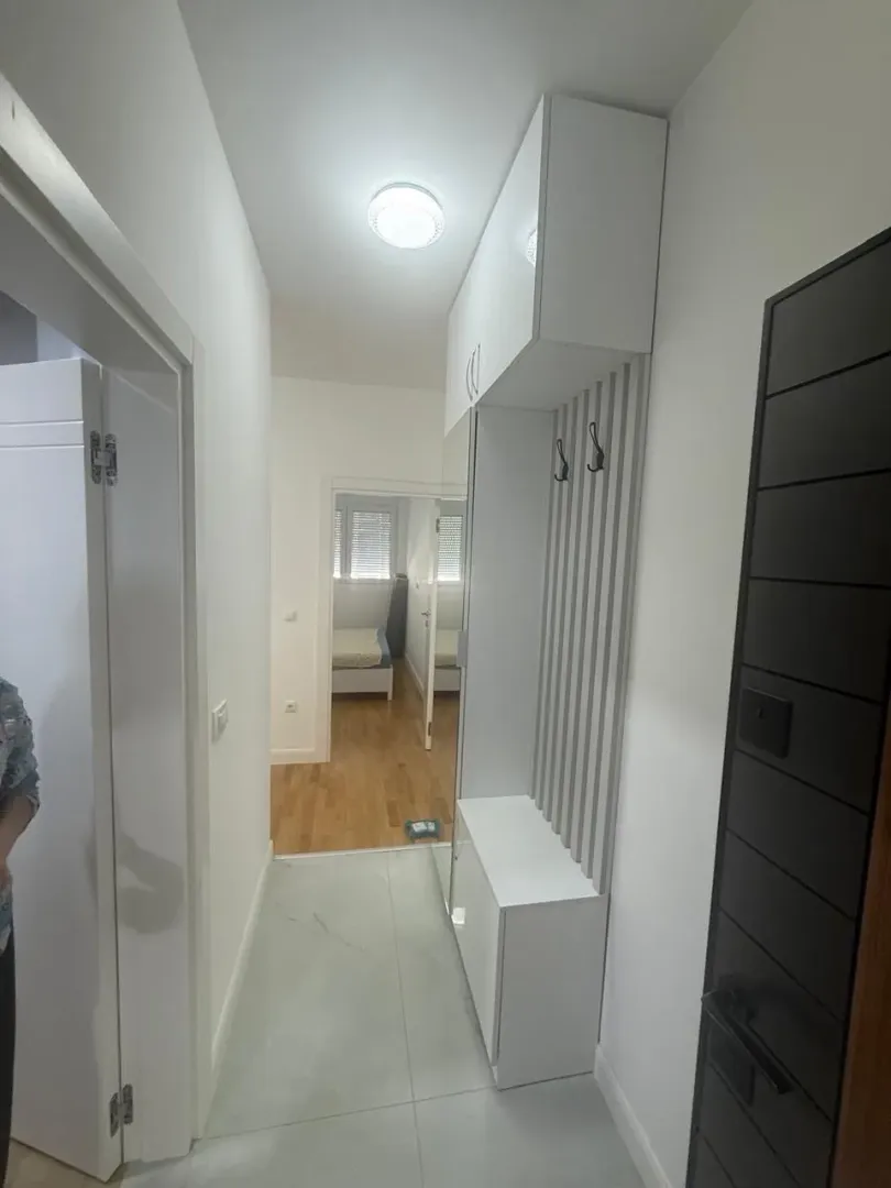 Prodaja, jednosoban stan, 42m², Centar, Bar