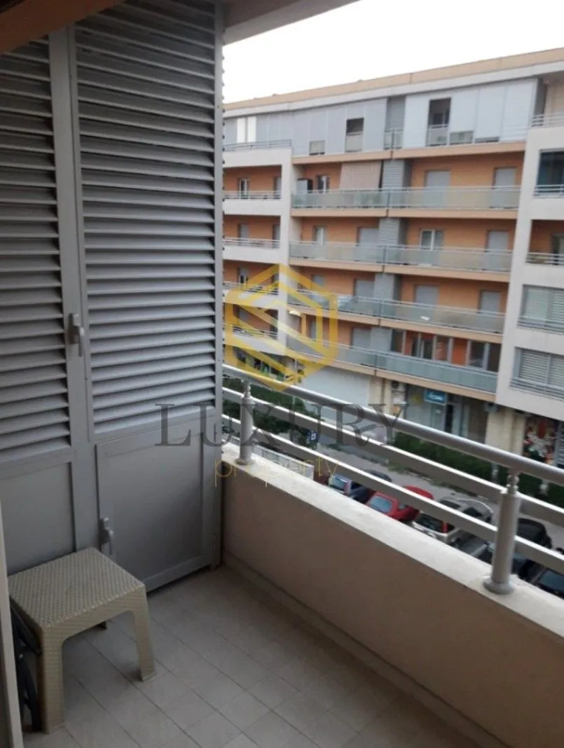 Rent, studio apartment, 31m², City Kvart, Podgorica