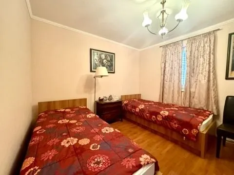 Prodaja, dvosoban stan, 88m², Petrovac, Budva