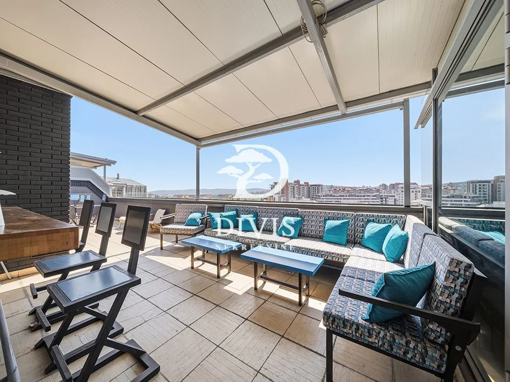 Prodaja, četvorosoban stan, 187m², Dorćol Sve Podlokacije, Beograd