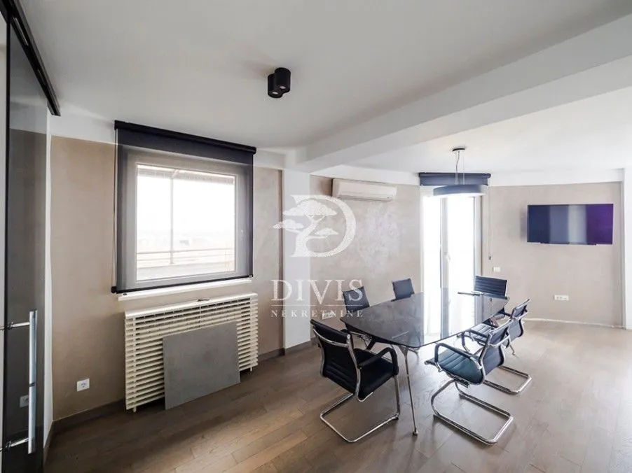 Sale, five bedroom apartment, 300m², Bogoslovija, Palilula Sve Podlokacije