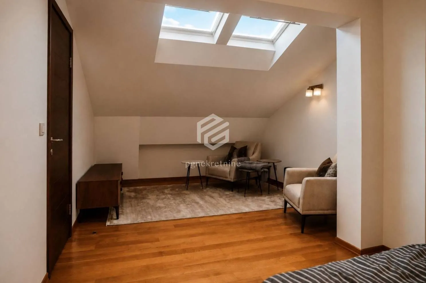 Rent, three bedroom apartment, 140m², Krivi Most, Podgorica