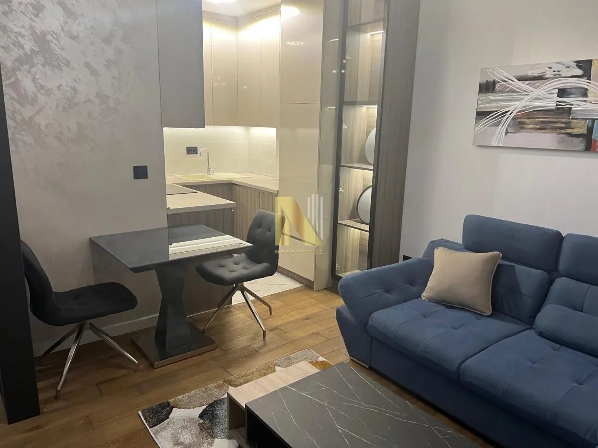 Izdavanje, jednosoban stan, 37m², Stari grad, Novi Sad
