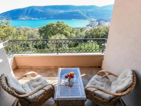 Prodaja, dvosoban stan, 75m², Herceg Novi, Crna Gora - image 4