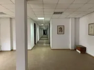 Izdavanje, poslovni prostor, 800m², Bul Kralja Aleksandra, Zvezdara Sve Podlokacije - image 1