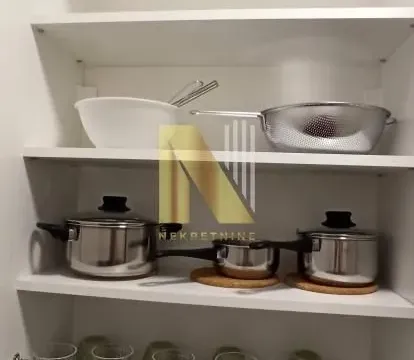 Izdavanje, dvosoban stan, 37m², Centar, Novi Sad - image 7