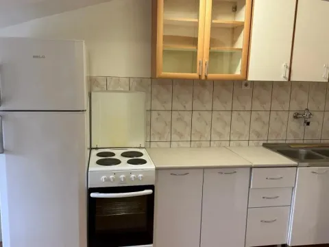 Izdavanje, stan, 65m², Zagorič, Podgorica - image 4