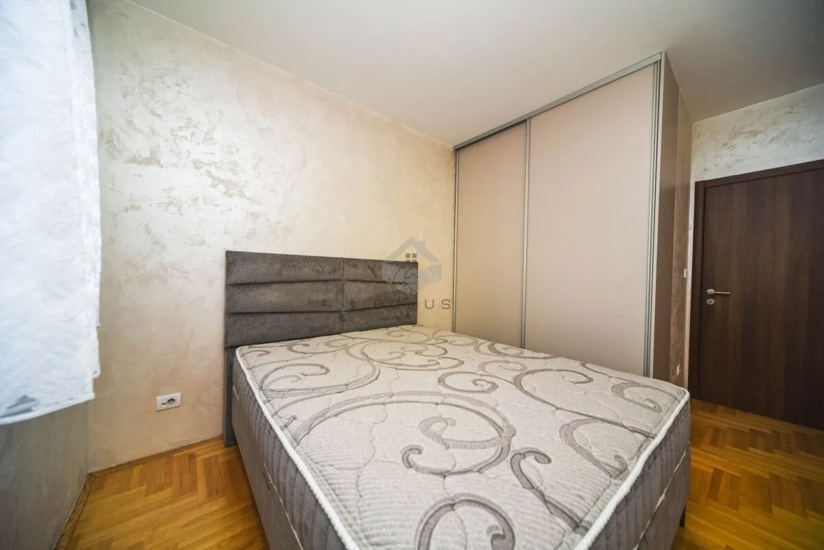 Izdavanje, jednosoban stan, 43m², Stari Aerodrom, Podgorica