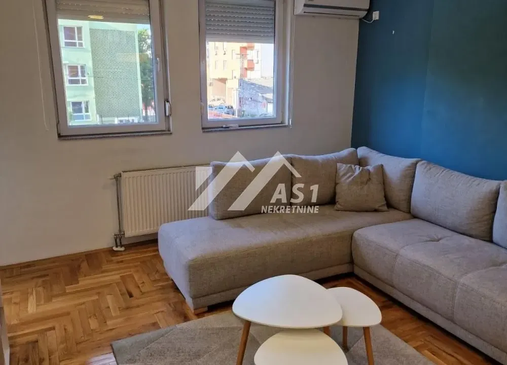 Izdavanje, dvosoban stan, 50m², Podbara, Novi Sad Sve Podlokacije