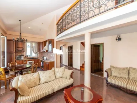 Sale, three bedroom apartment, 106m², Herceg Novi, Crna Gora - image 7