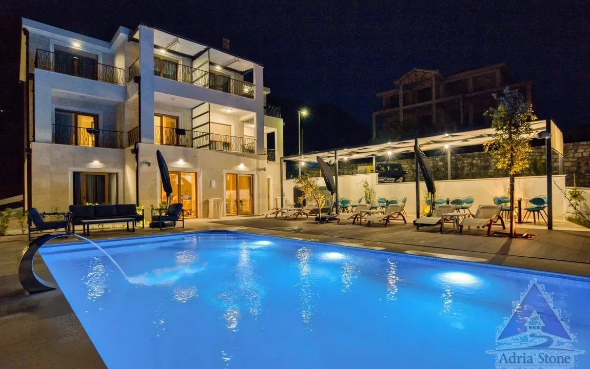 Sale, house, 450m², Tudorovići, Budva