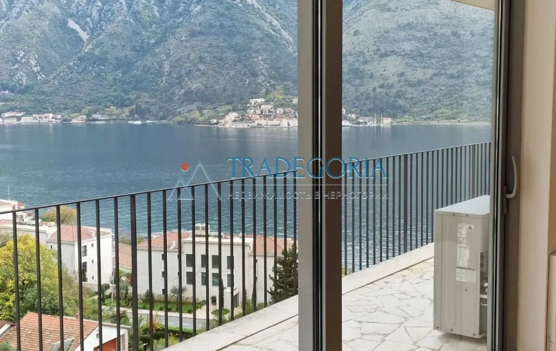 Prodaja, stan, 403m², Kotor, Crna Gora