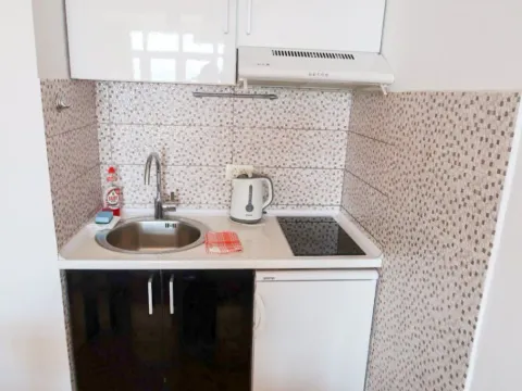 Sale, studio apartment, 26m², Rafailovići, Budva - image 2