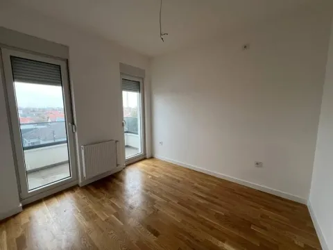 Rent, office space, 92m², Vidovdansko naselje, Novi Sad Sve Podlokacije - image 7