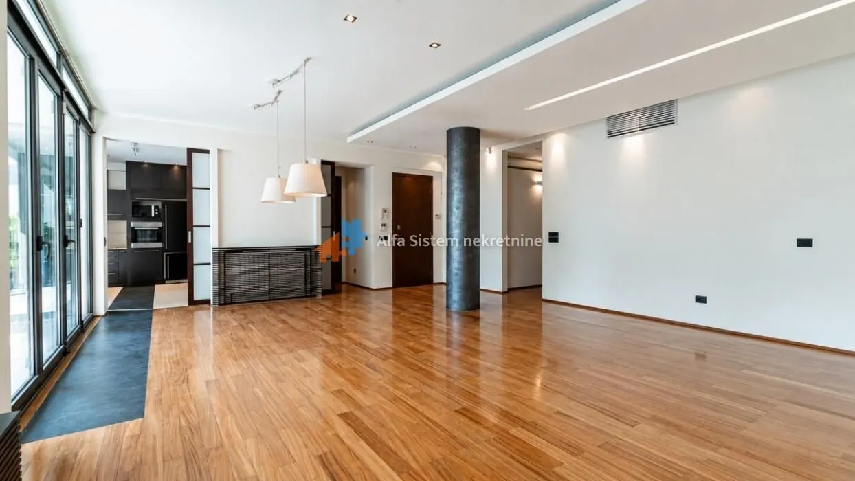 Izdavanje, stan, 176m², Kalenić Pijaca, Vračar Sve Podlokacije