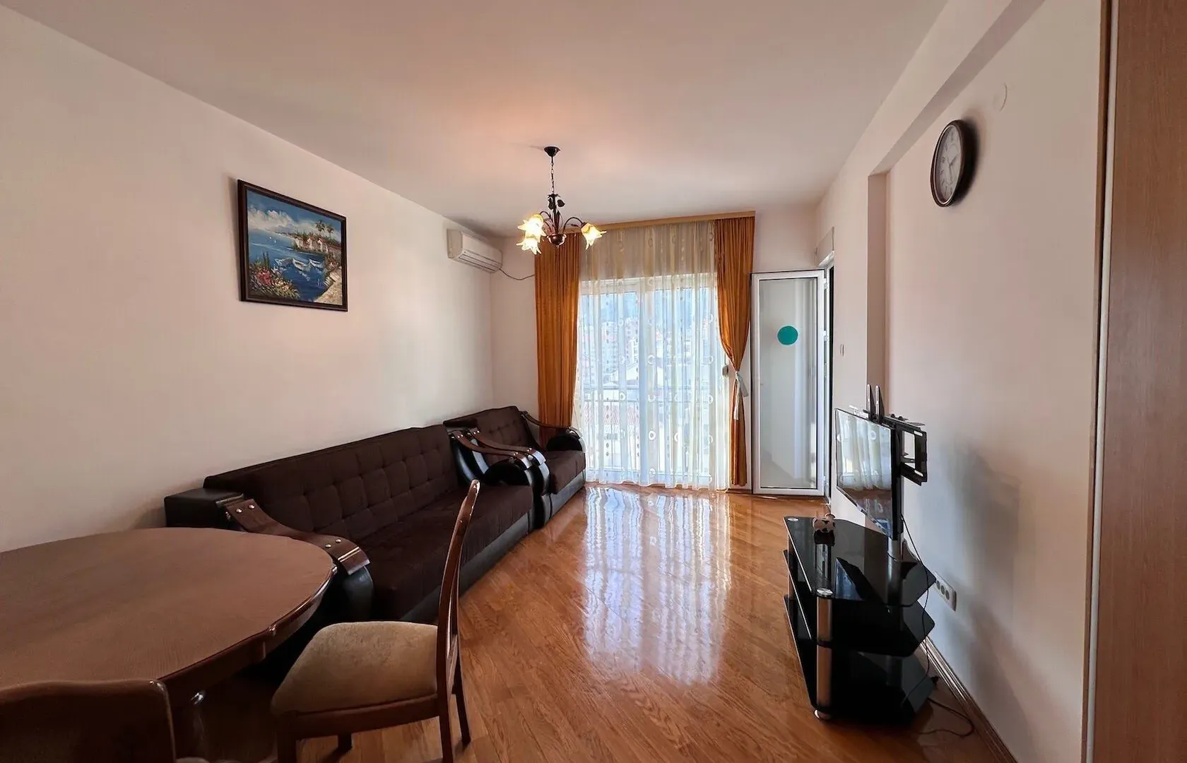 Prodaja, dvosoban stan, 73m², Budva, Crna Gora