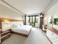 Prodaja,  ugostiteljski objekat, 960m2, Kotor
